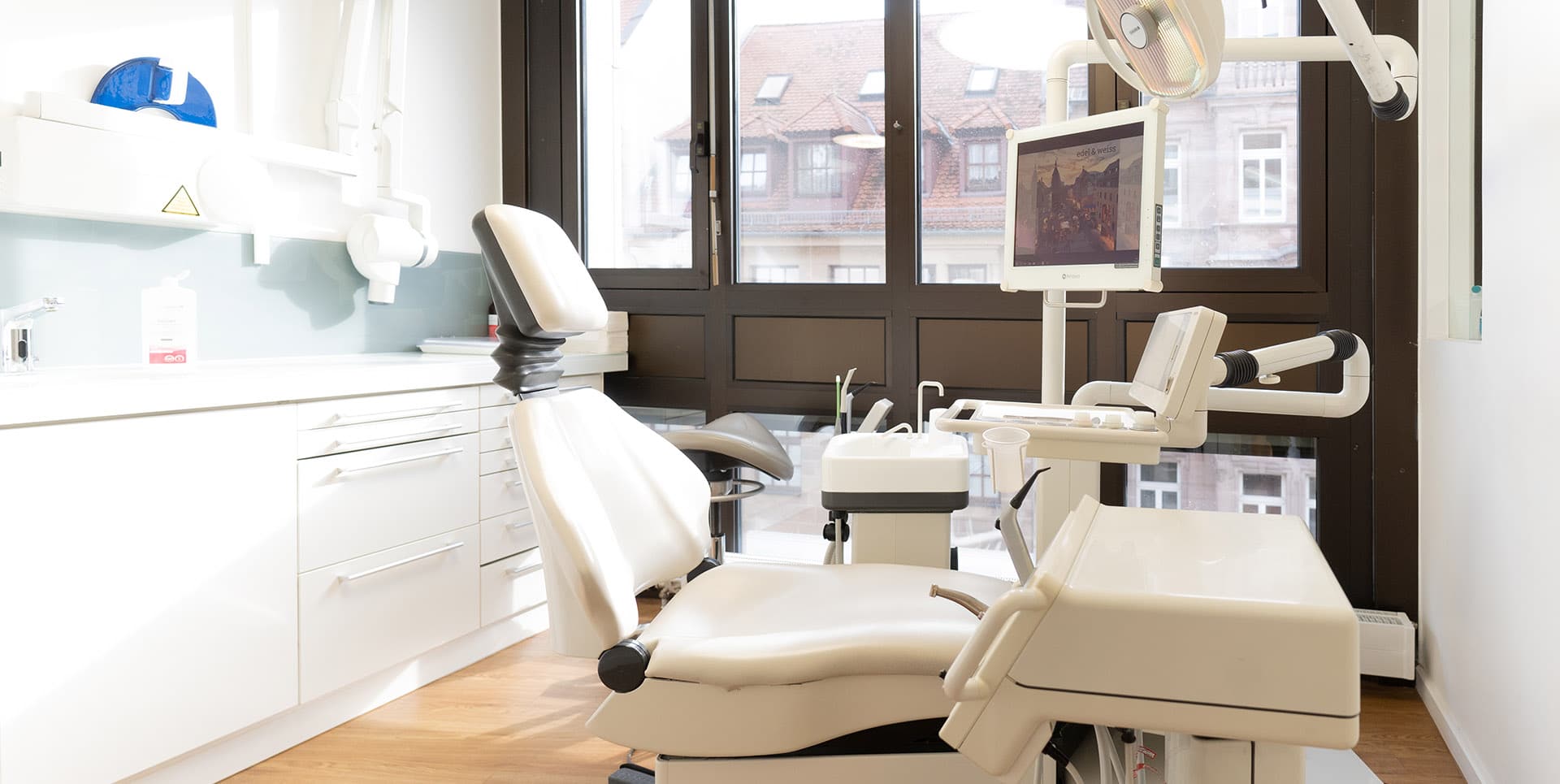 Praxisraum edelweiss kieferorthopaedie